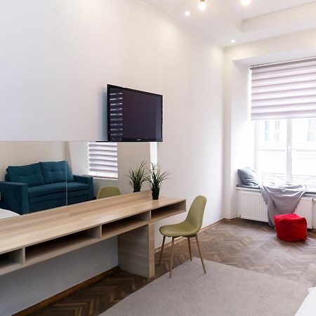 Main Square Apartment Good Stay In The City Center Lviv Exteriör bild