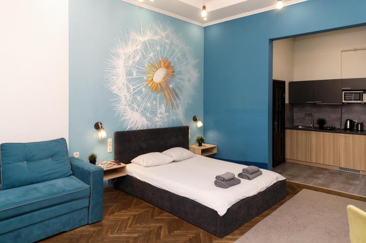 Main Square Apartment Good Stay In The City Center Lviv Exteriör bild