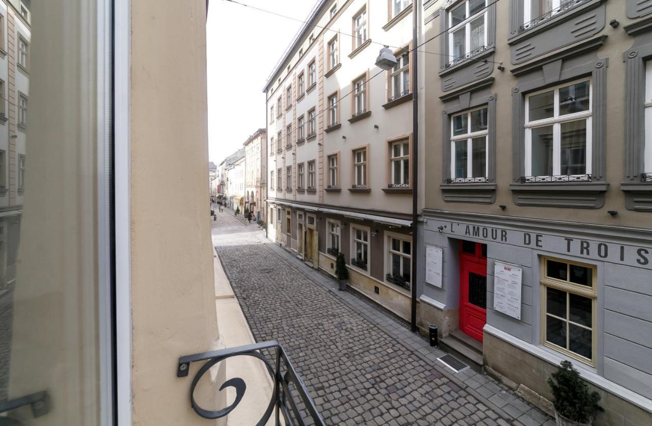 Main Square Apartment Good Stay In The City Center Lviv Exteriör bild